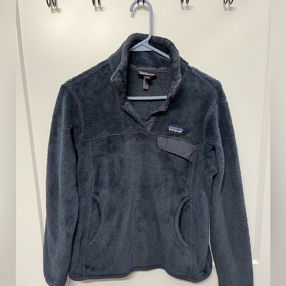 Patagonia pullover sweater